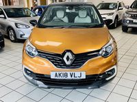 Used Renault Captur Iconic 90 HP (66 kW) 2018 Orange SUV