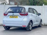 Used Honda Jazz Hybrid 107 HP (78 kW) 2020 White Hatchback