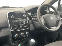 Used Renault Clio Play 76 HP (55 kW) 2019 White Hatchback