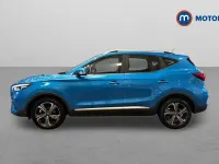 Used MG ZS Excite 106 HP (77 kW) 2023 Blue SUV