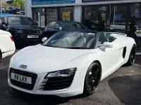 Begagnad Audi R8 Spyder Prestige 430 HK (316 kW) 2012 Vit Cab