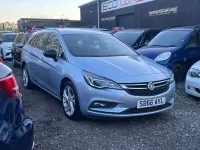 Used Vauxhall Astra SRi 125 HP (91 kW) 2016 Silver Estate
