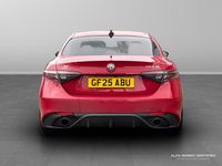Used Alfa Romeo Giulia 276 HP (202 kW) 2025 Red Sedan