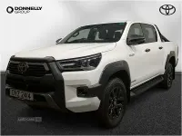 Używany Toyota HiLux 204 KM (150 kW) 2025 Biały Pickup