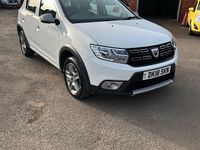 Usado Dacia Sandero Comfort 2018 Branco Citadino