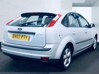Used Ford Focus Zetec 123 HP (90 kW) 2007 Silver Hatchback