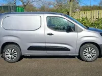 New Peugeot Partner S 131 HP (96 kW) 2026 Kiama blue MPV