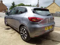 Used Renault Clio Evolution 90 HP (66 kW) 2023 Grey Hatchback