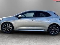 Second-hand Toyota Corolla 122 CP (89 kW) 2022 Hatchback