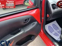 Used Peugeot 108 Active 68 HP (50 kW) 2014 Red Hatchback