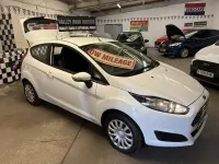 Used Ford Fiesta Style 82 HP (60 kW) 2014 White Hatchback