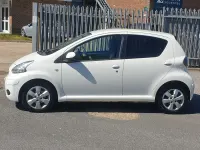 Used Toyota Aygo 68 HP (50 kW) 2012 White Hatchback