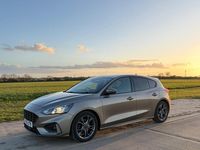 Used Ford Focus ST-Line 125 HP (91 kW) 2019 Silver Hatchback