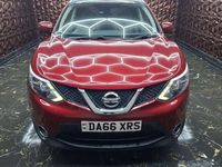 Used Nissan Qashqai Tekna 116 HP (85 kW) 2016 Red SUV