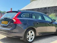 Used Volvo V60 SE Lux 150 HP (110 kW) 2015 Blue Estate