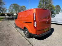 Used Ford Transit Custom Active 170 HP (125 kW) 2023 Orange Van