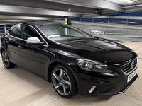 Used Volvo V40 R-Design 120 HP (88 kW) 2019 Hatchback