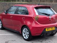 Usado MG MG3 106 HP (77 kW) 2017 Vermelho Citadino