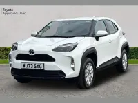 Usado Toyota Yaris Cross 113 HP (83 kW) 2023 Branco SUV