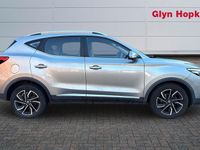 Used MG ZS Exclusive 111 HP (81 kW) 2022 Silver Hatchback