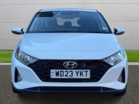 Used Hyundai i20 SE 101 HP (74 kW) 2023 White Hatchback