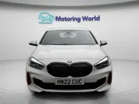 Begagnad BMW 128 261 HK (191 kW) 2022 Vit Halvkombi