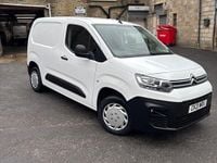 Used Citroën Berlingo 75 HP (55 kW) 2021 White MPV