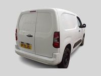 Used Vauxhall Combo Sportive 100 HP (73 kW) 2020 White MPV