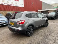 Used Nissan Qashqai +2 Tekna 110 HP (80 kW) 2013 Grey SUV