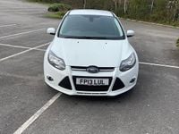 Used Ford Focus Titanium 115 HP (84 kW) 2013 White Hatchback