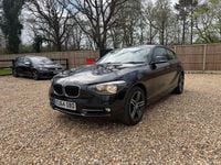 Usado BMW 118 Sport Line 2014 Preto Citadino