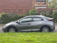Begagnad Honda Civic S 2015 Grå Halvkombi