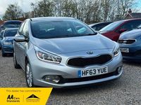 Usado Kia Ceed 126 HP (92 kW) 2013 Prateado Citadino
