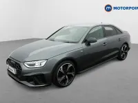 Begagnad Audi A4 Black Edition 2023 Grå Sedan