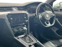 Used VW Arteon R-line 190 HP (139 kW) 2019 White Hatchback