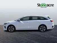 Używany Kia Ceed 140 KM (102 kW) 2020 Biały Hatchback