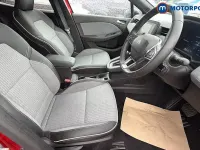 Used Renault Clio V Techno 143 HP (105 kW) 2024 Red Hatchback
