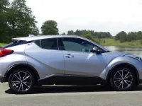 Used Toyota C-HR 122 HP (89 kW) 2017 Silver SUV