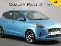 Used Hyundai i10 Premium 84 HP (61 kW) 2023 Blue Hatchback