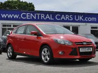 Used Ford Focus Zetec 125 HP (91 kW) 2013 Red Hatchback