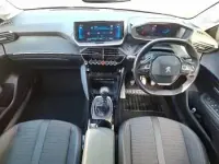 Used Peugeot 208 Allure Premium 100 HP (73 kW) 2020 Black Hatchback