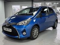 Usado Toyota Yaris 99 HP (72 kW) 2017 Azul Citadino
