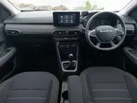 Usado Dacia Sandero Expression 100 HP (73 kW) 2024 Laranja Citadino