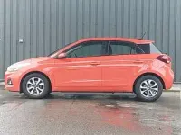 Used Hyundai i20 SE 84 HP (61 kW) 2020 Red Hatchback