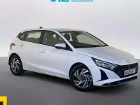 Used Hyundai i20 Advanced 101 HP (74 kW) 2025 White Hatchback