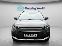 Gebraucht Kia Niro 139 PS (102 kW) 2023 Grau SUV
