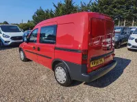 Used Vauxhall Combo 75 HP (55 kW) 2008 Red MPV
