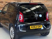 Used VW up! Highline 75 HP (55 kW) 2016 Hatchback
