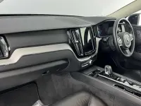 Used Volvo XC60 Core 350 HP (257 kW) 2022 Onyx black SUV