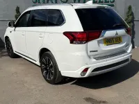 Used Mitsubishi Outlander P-HEV 203 HP (149 kW) 2016 Estate